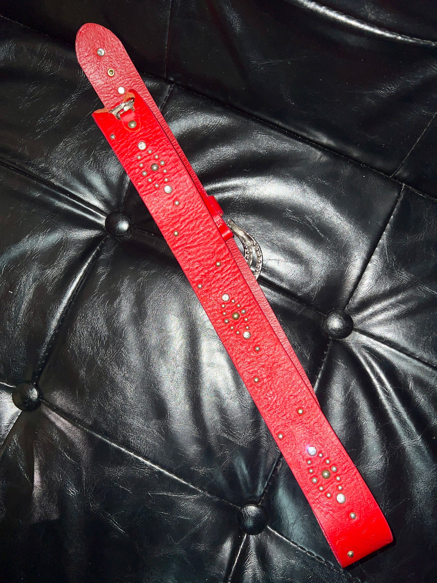 Vintage Heart-shaped Shining Belt