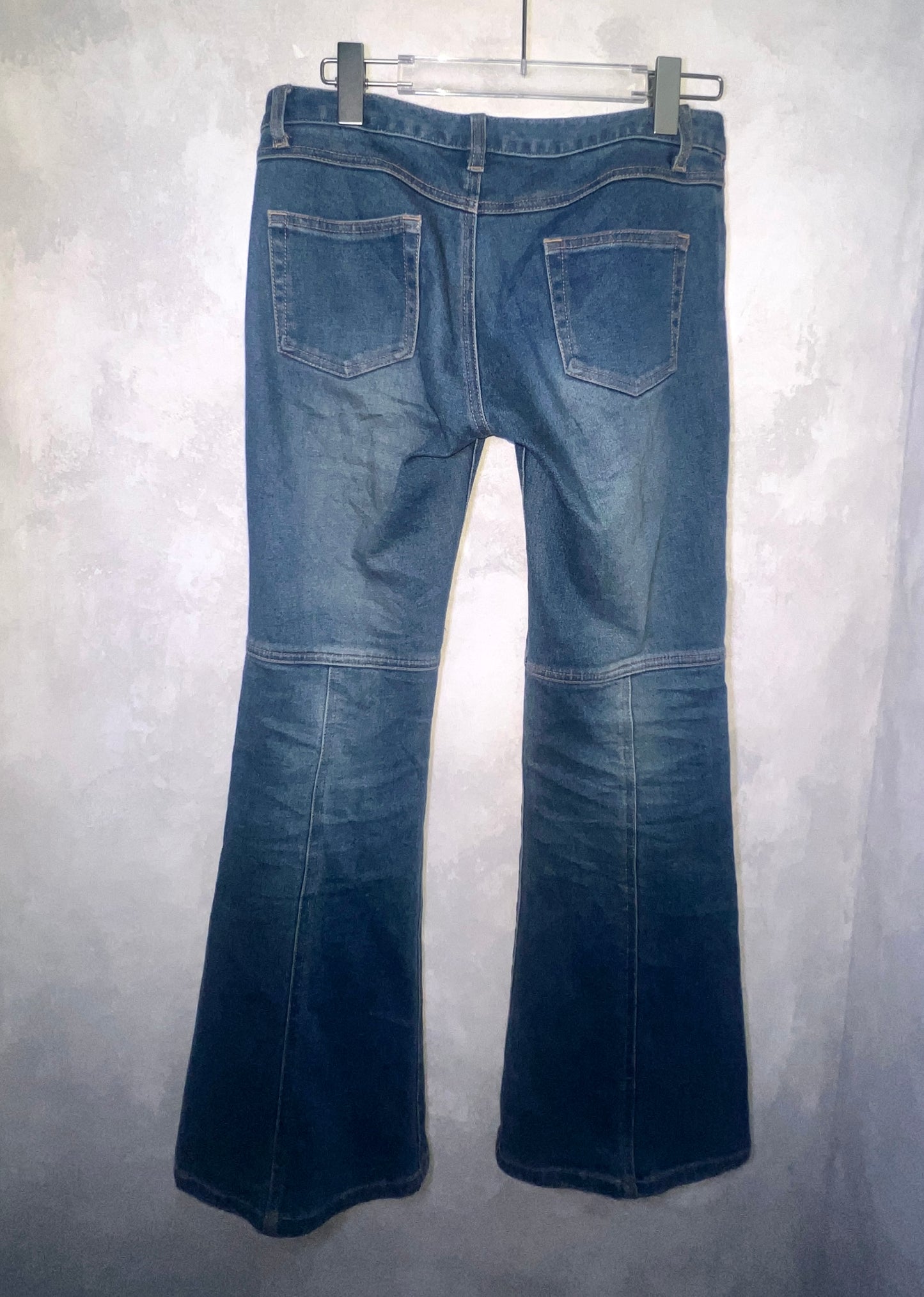 Y2K Vintage Flared Jeans 31”