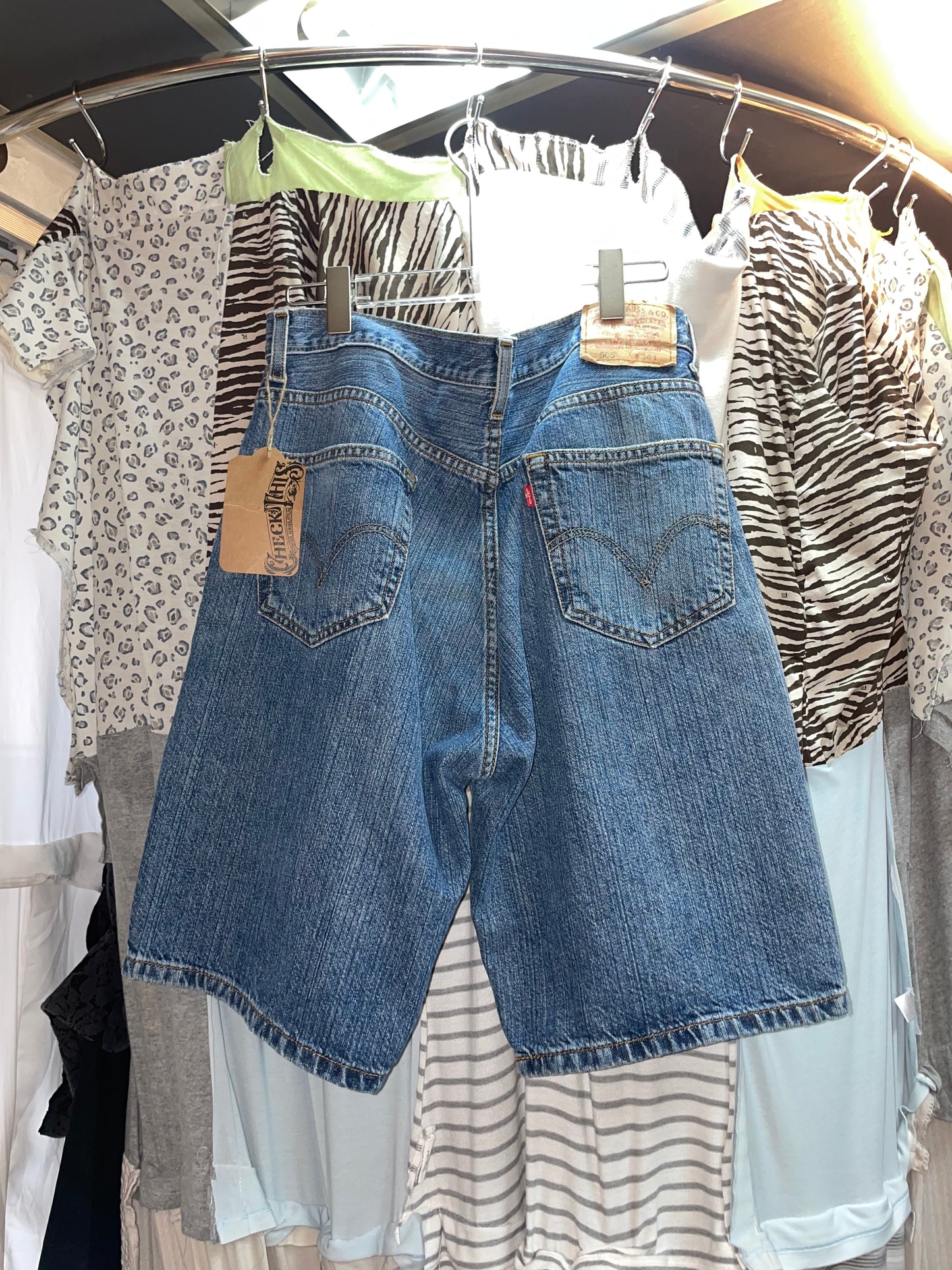Levi’s Vintage Jorts 33”