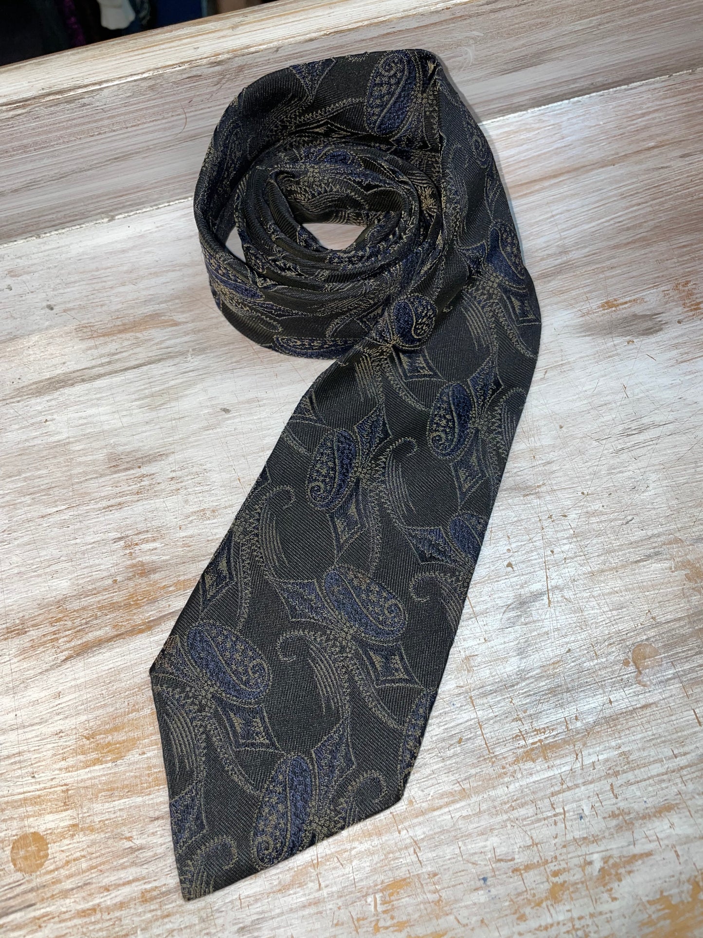 Vintage Floral Tie