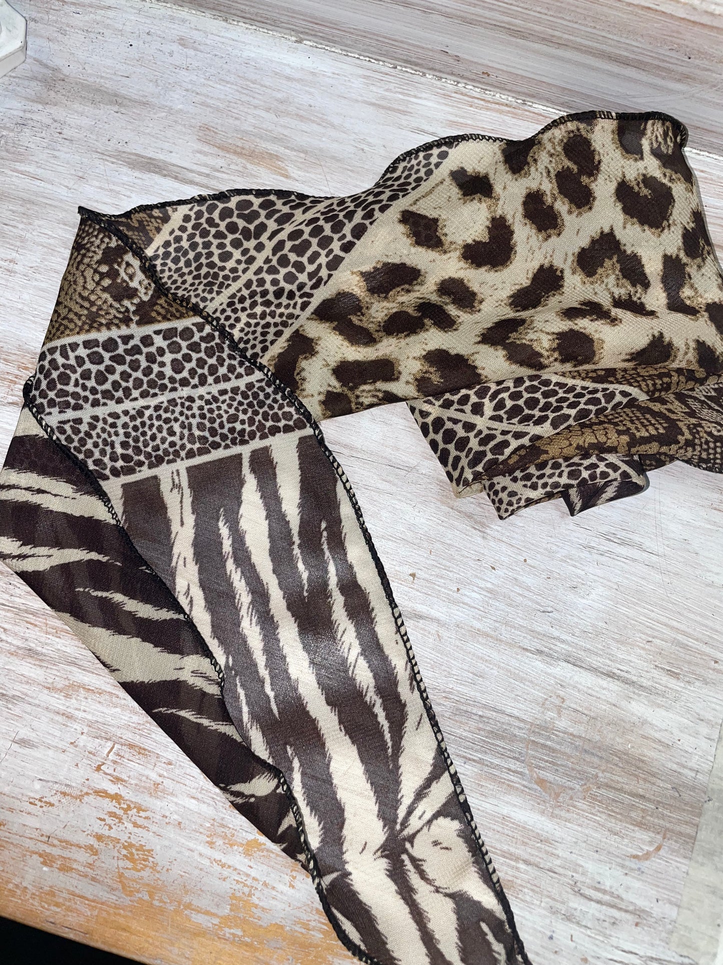 Leopard Printed Vintage Style Scarf