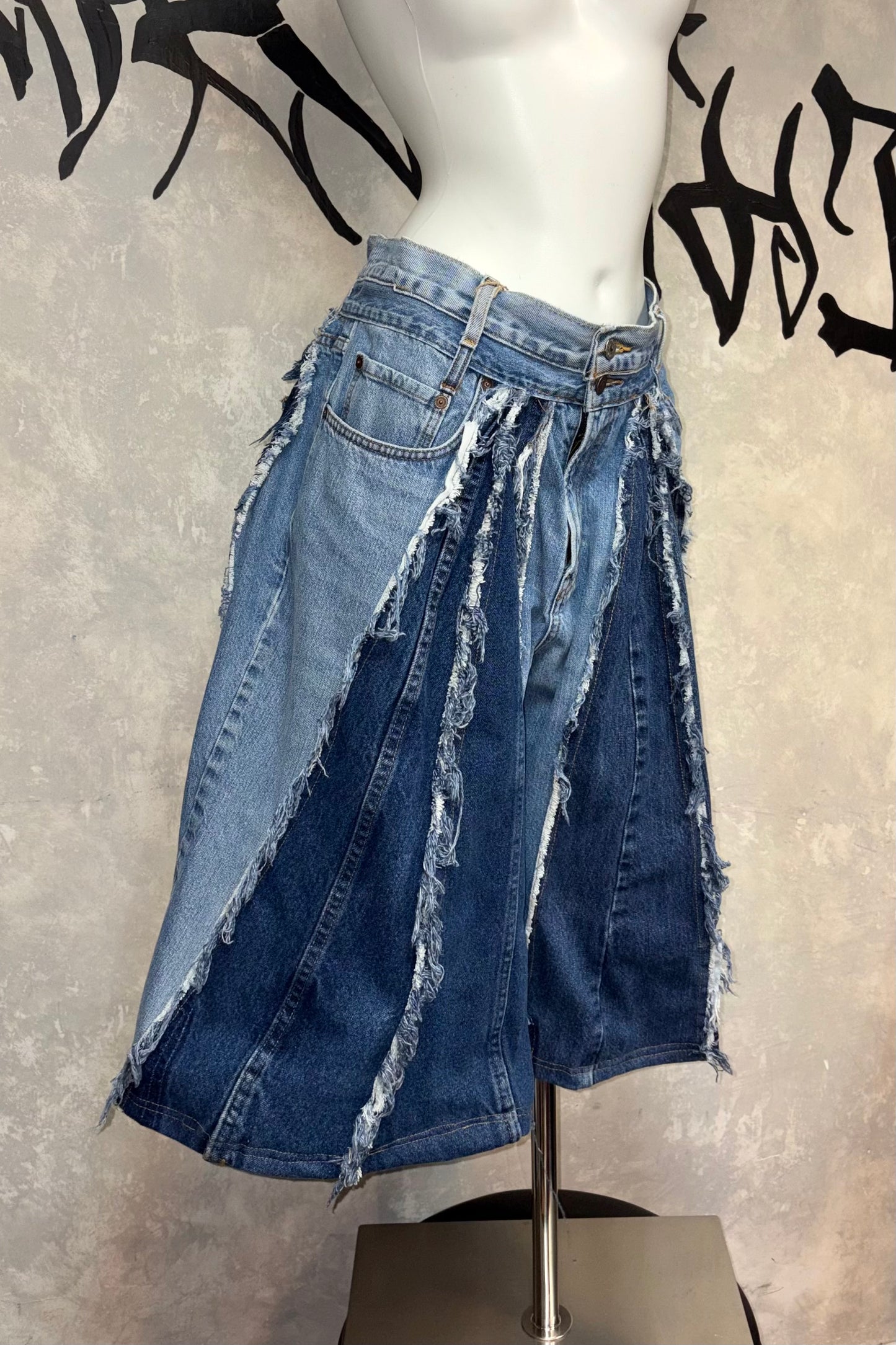Remake Vintage Jorts (Triangle) 31” #JORT004
