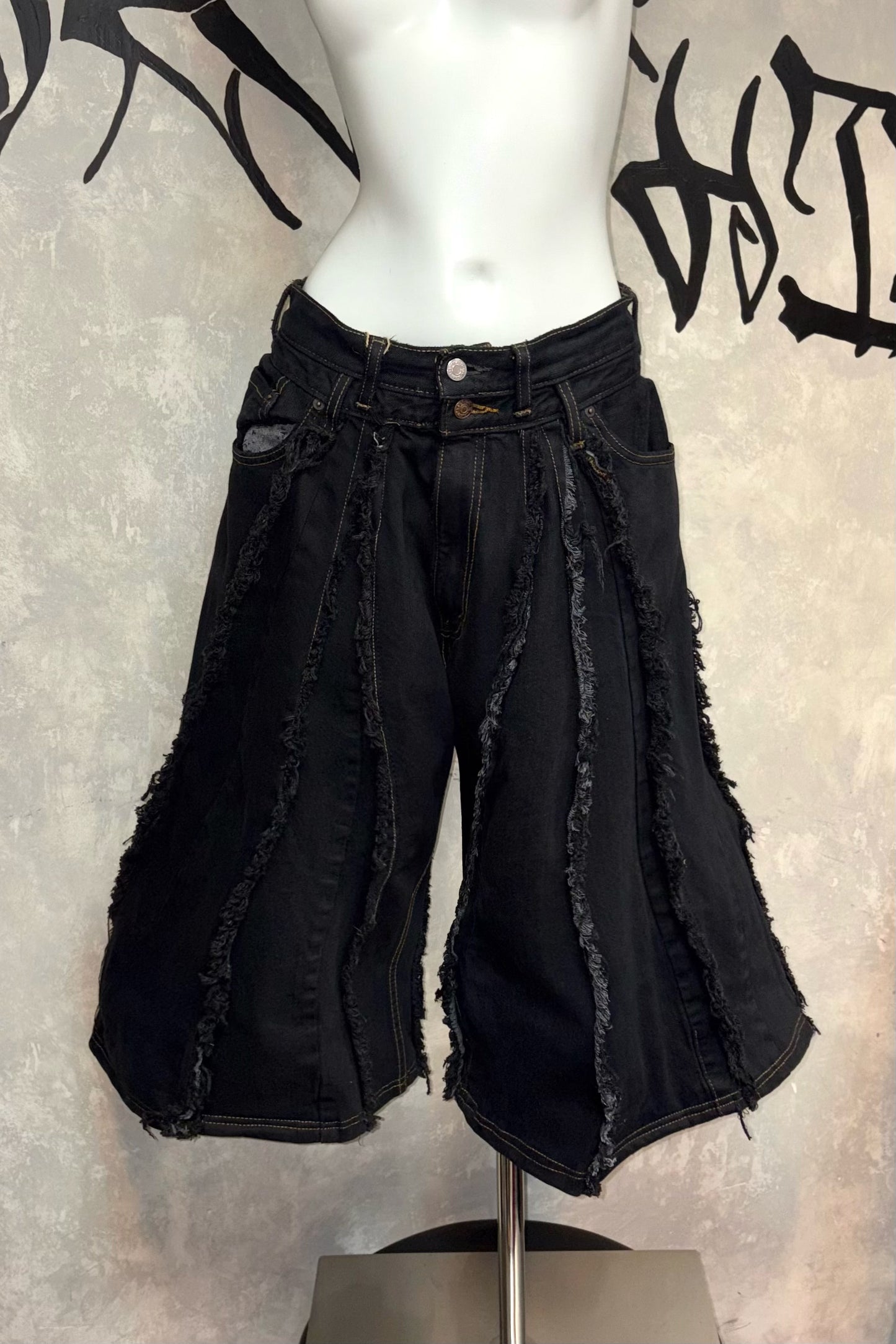 Remake Vintage Jorts (Triangle-black) 31” #JORT003