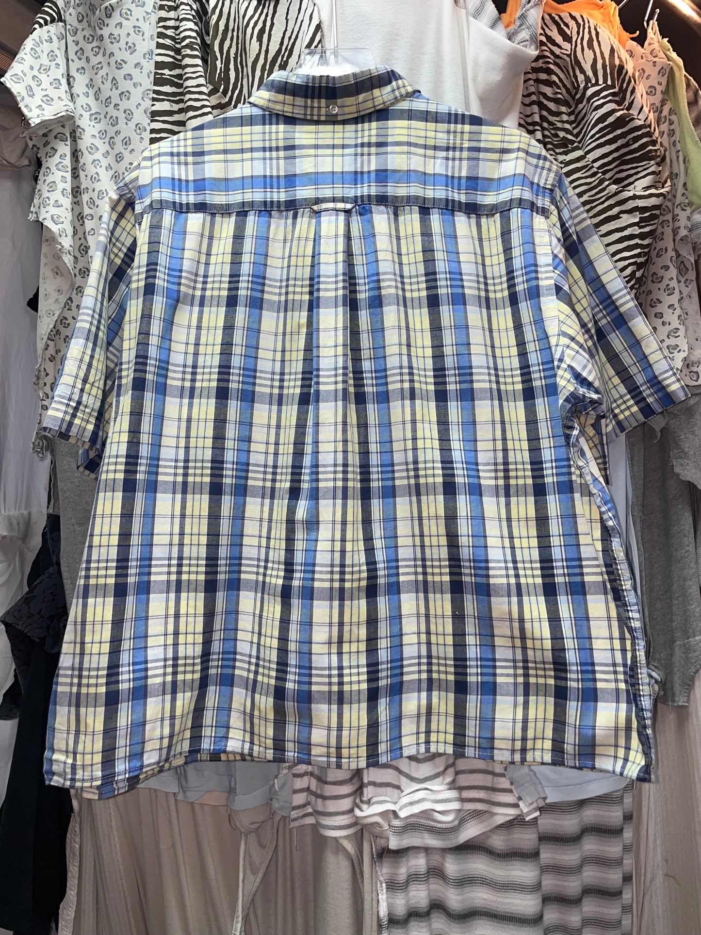 Boxy Cropped Vintage Shirt
