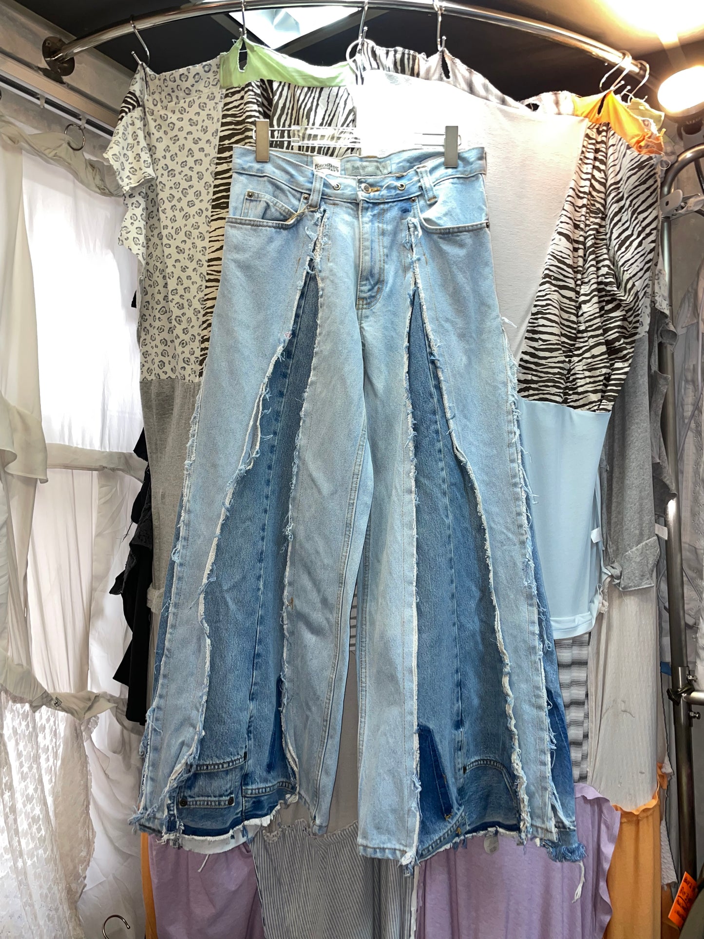 Remake Vintage Jeans (Triangle) 31” #REJTRI052