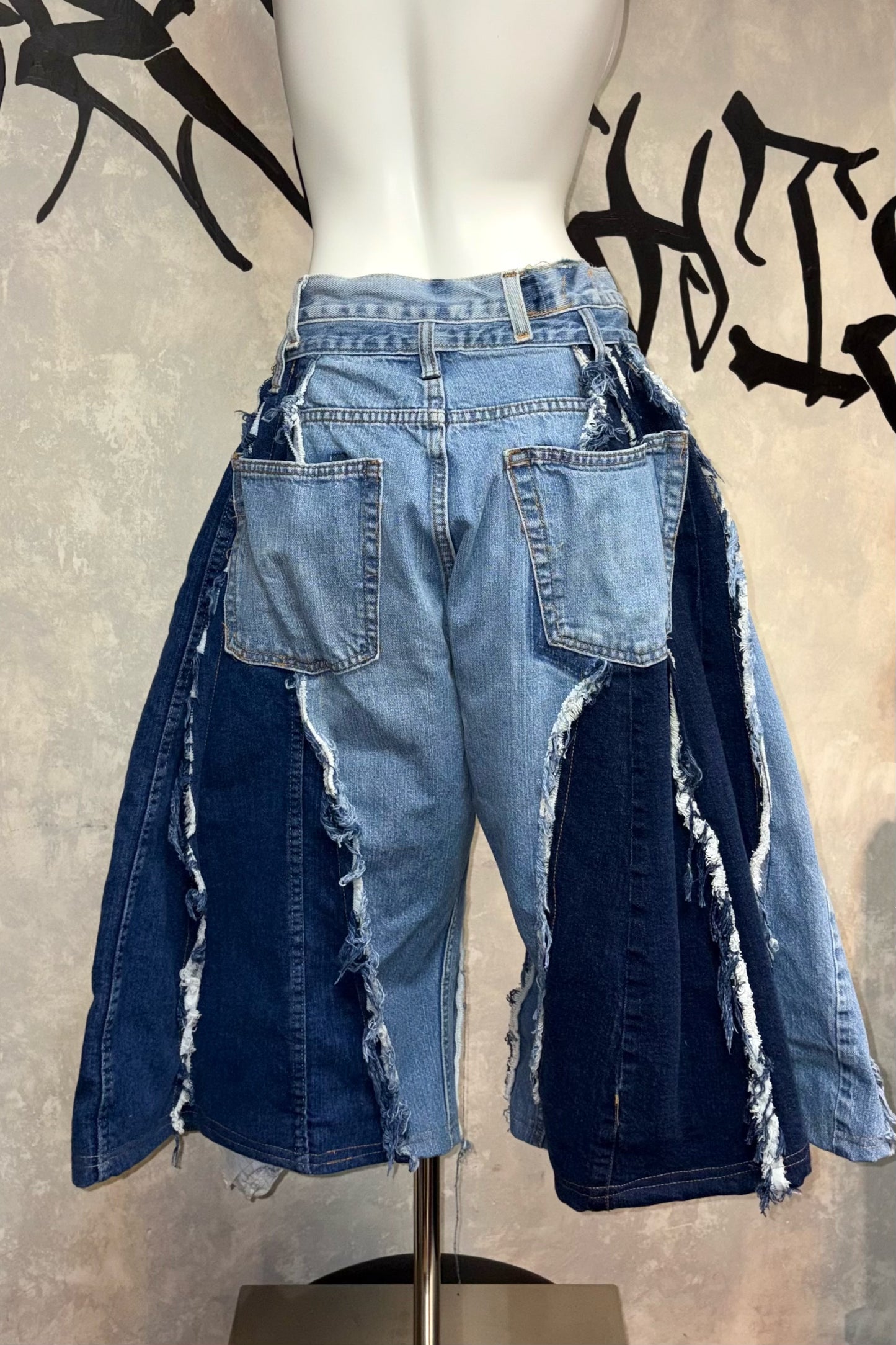 Remake Vintage Jorts (Triangle) 31” #JORT004