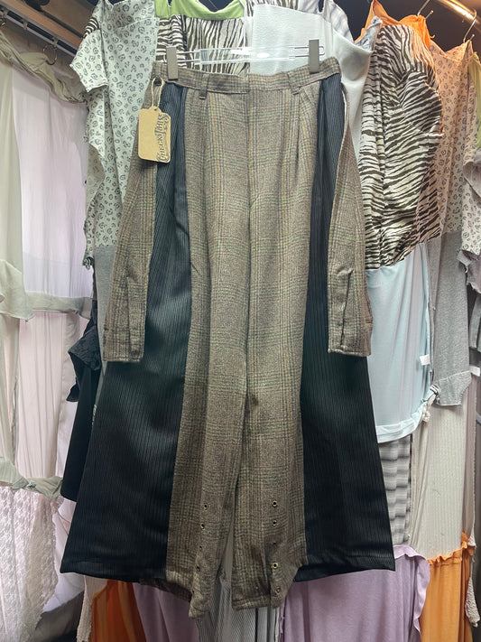 CheckThis Vintage Remake Designed Trousers✨ 29”