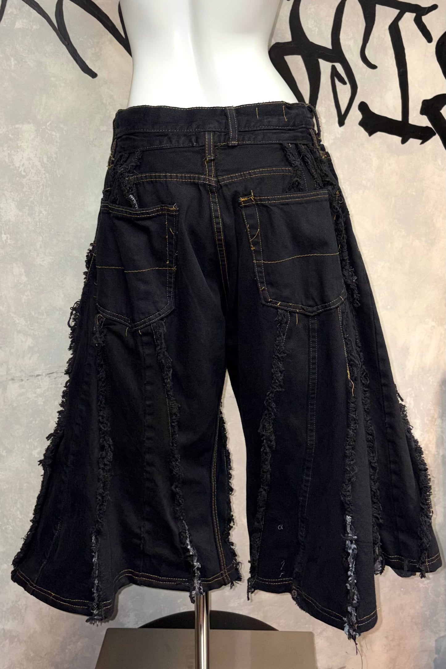 Remake Vintage Jorts (Triangle-black) 31” #JORT003