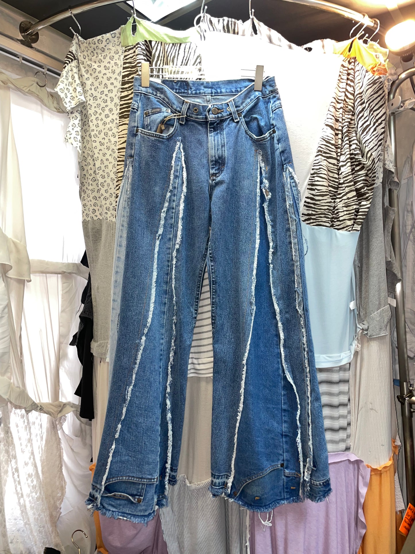 Remake Vintage Jeans (Triangle) 32” #REJTRI054
