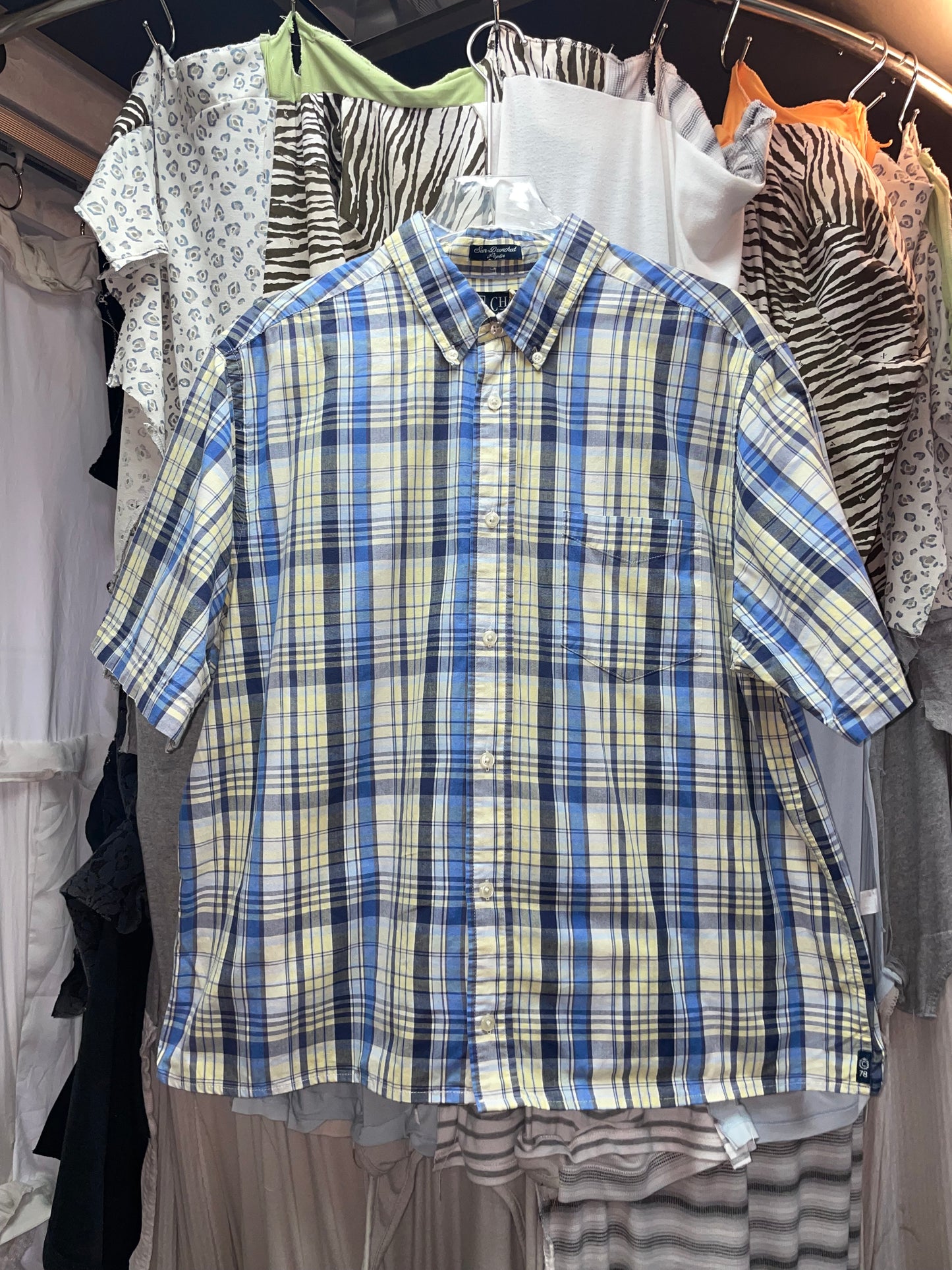 Boxy Cropped Vintage Shirt